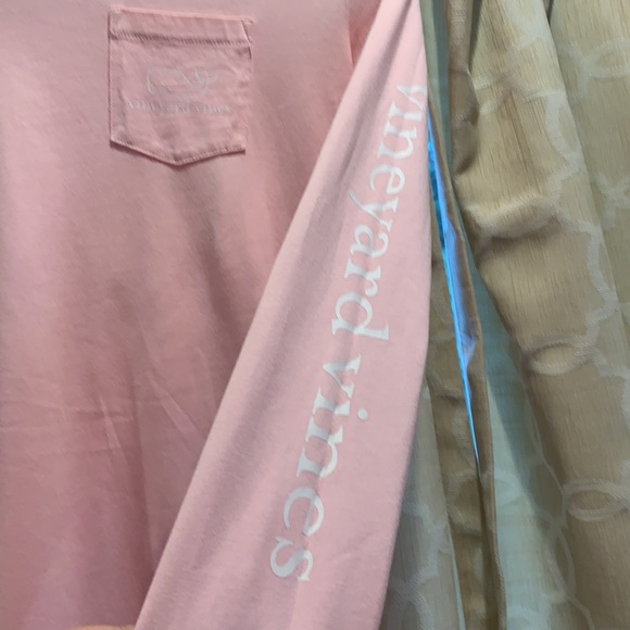 Vineyard Vines Girl’s Hooded Dress - Picture 2 of 4